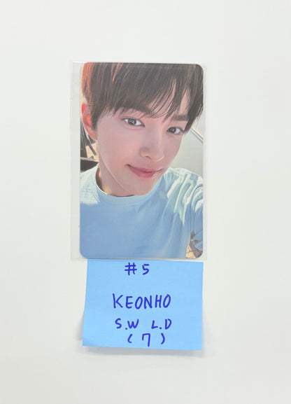 CORTIS 1st EP album Color Outside The Line - Soundwave Lucky Draw Event Photocard [25.9.9]