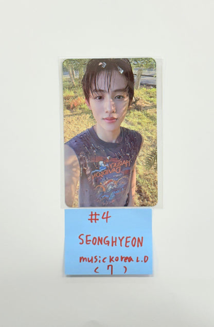 CORTIS 1st EP album Color Outside The Line - Music Korea Lucky Draw Event Photocard [25.9.9]