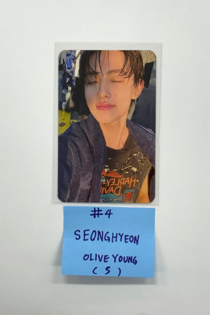 CORTIS 1st EP album Color Outside The Line - Olive Young Event Photocard [25.9.9]