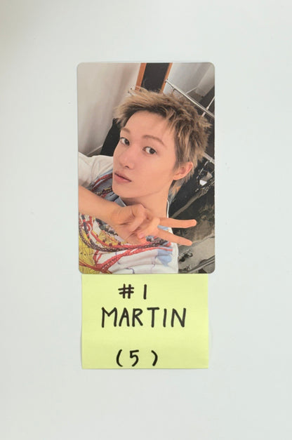 CORTIS 1st EP album Color Outside The Line - Official Photocard [25.9.9]