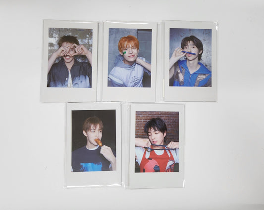 CORTIS 1st EP album Color Outside The Line - Music & Drama Pre Order Benefit Polaroid Type Photocard [25.9.10]