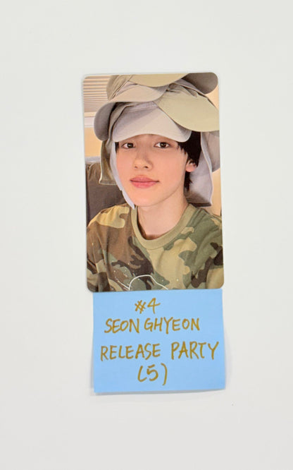 CORTIS 1st EP Color Outside The Line - Weverse Shop Release Party Event Photocard [25.9.17]