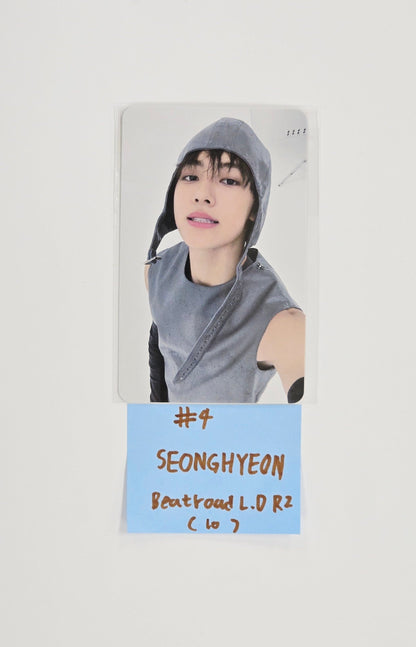 CORTIS 1st EP album Color Outside The Line - Beatroad Lucky Draw Event Photocard R2 [25.10.10]