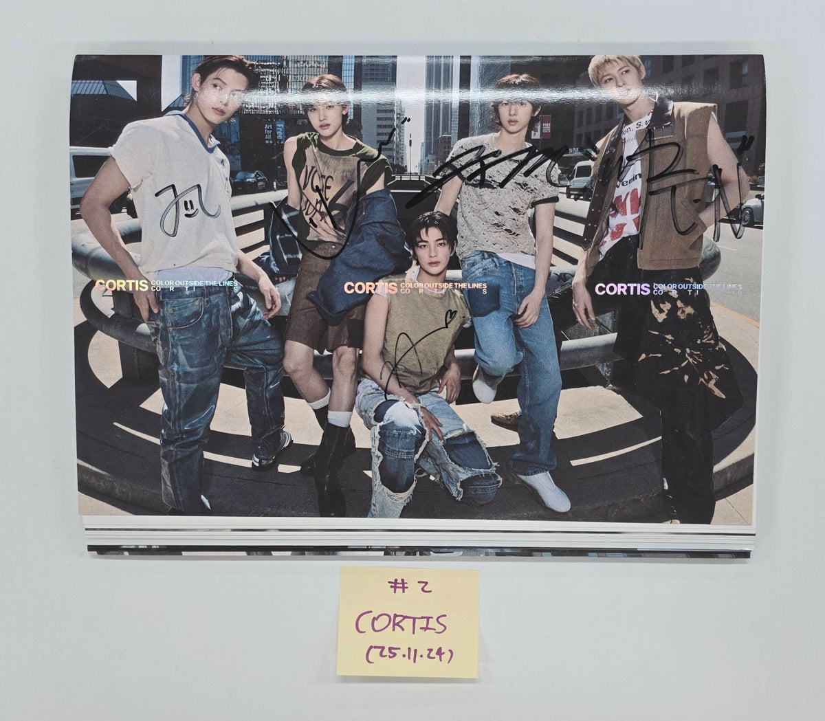 CORTIS COLOR OUTSIDE THE LINES - Hand Autographed(Signed) Promo Album [25.11.24]