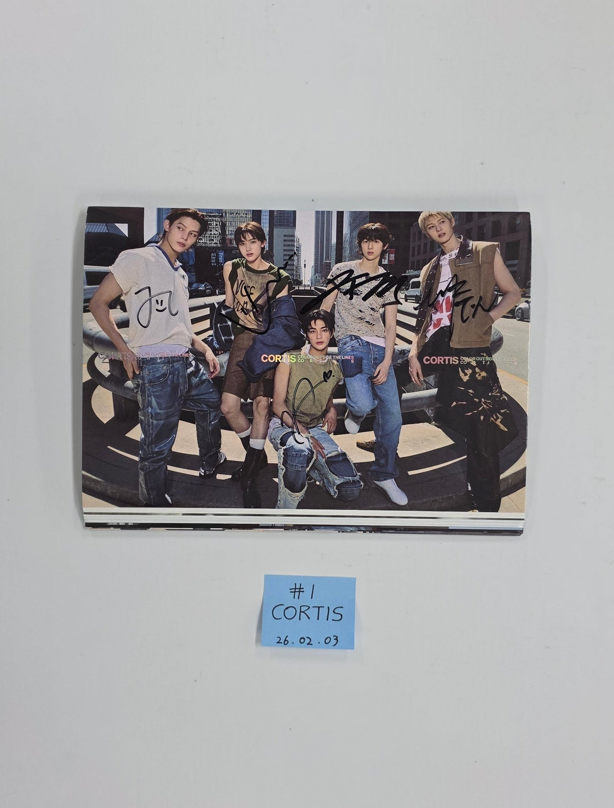 CORTIS COLOR OUTSIDE THE LINES - Hand Autographed(Signed) Promo Album [26.02.03]