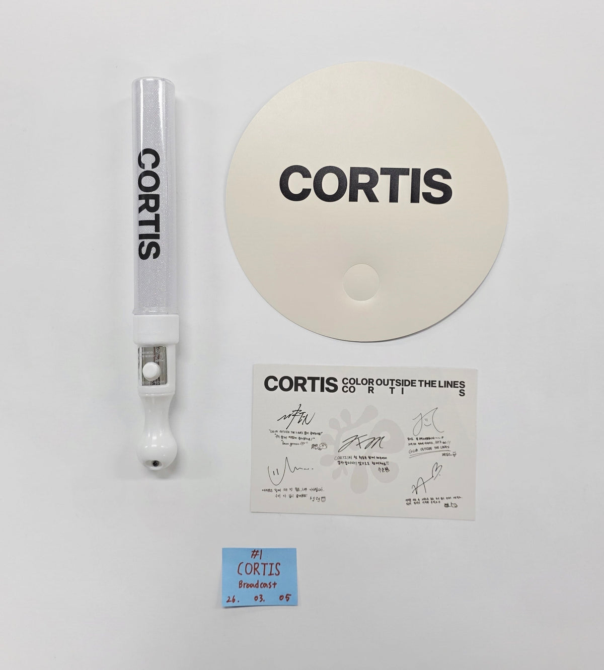 CORTIS - Broadcast Light Stick + Postcard Set [26.03.05]