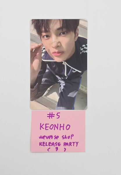 CORTIS The 2nd EP GREENGREEN - Weverse Shop Release Party Event Photocard (2) [26.05.13]